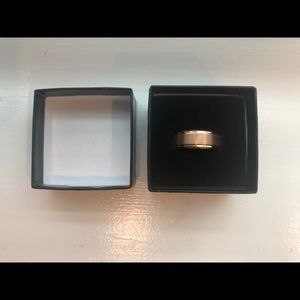 Brand new men’s wedding band!